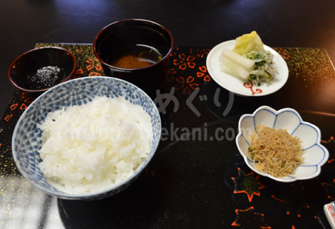 京都祇園「岩元」の釜ご飯と香の物
