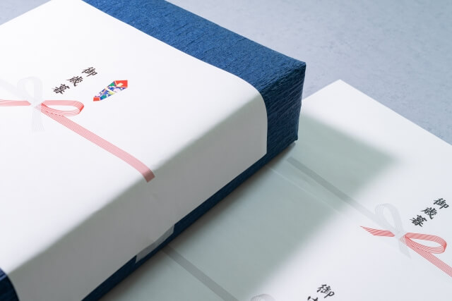 贈答ガイド｜のし・包装・指定日のコツ【2025年版】
